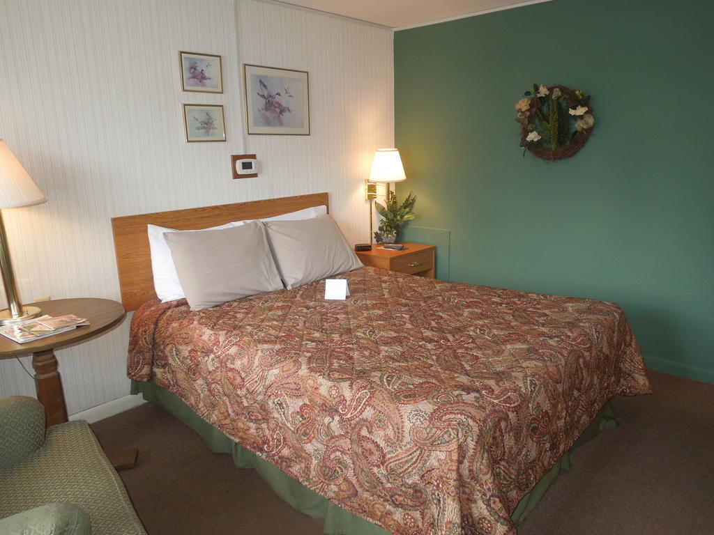 Plaza Motel 布赖恩 外观 照片