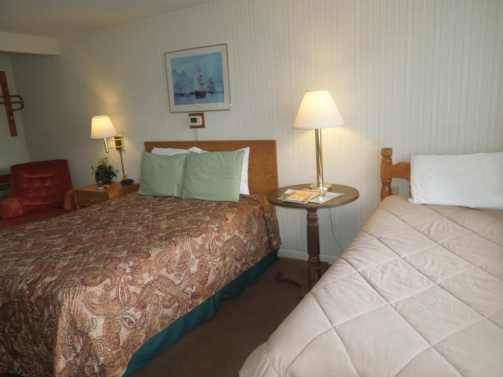 Plaza Motel 布赖恩 外观 照片