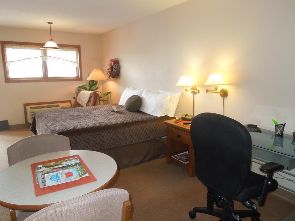 Plaza Motel 布赖恩 外观 照片
